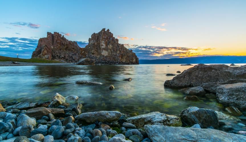 Байкал: где лёд поёт, а зима дарит тишину, которую можно почувствовать сердцем