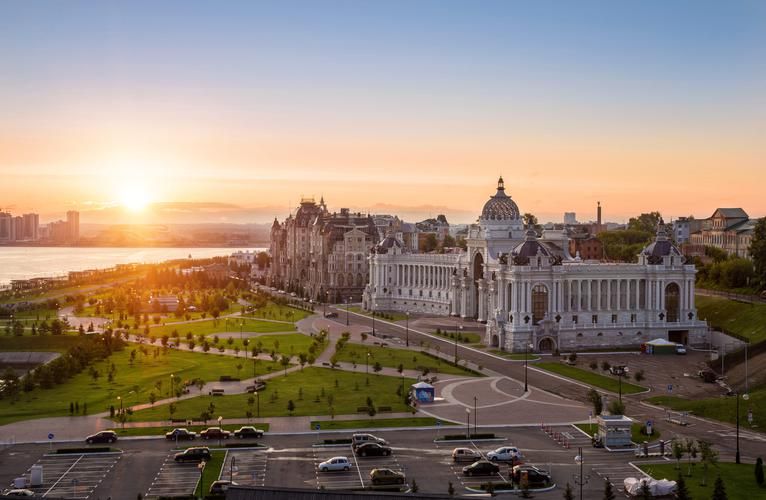 Автобус| Татарин, русский и мордвин — где три корня стали одним непобедимым родом